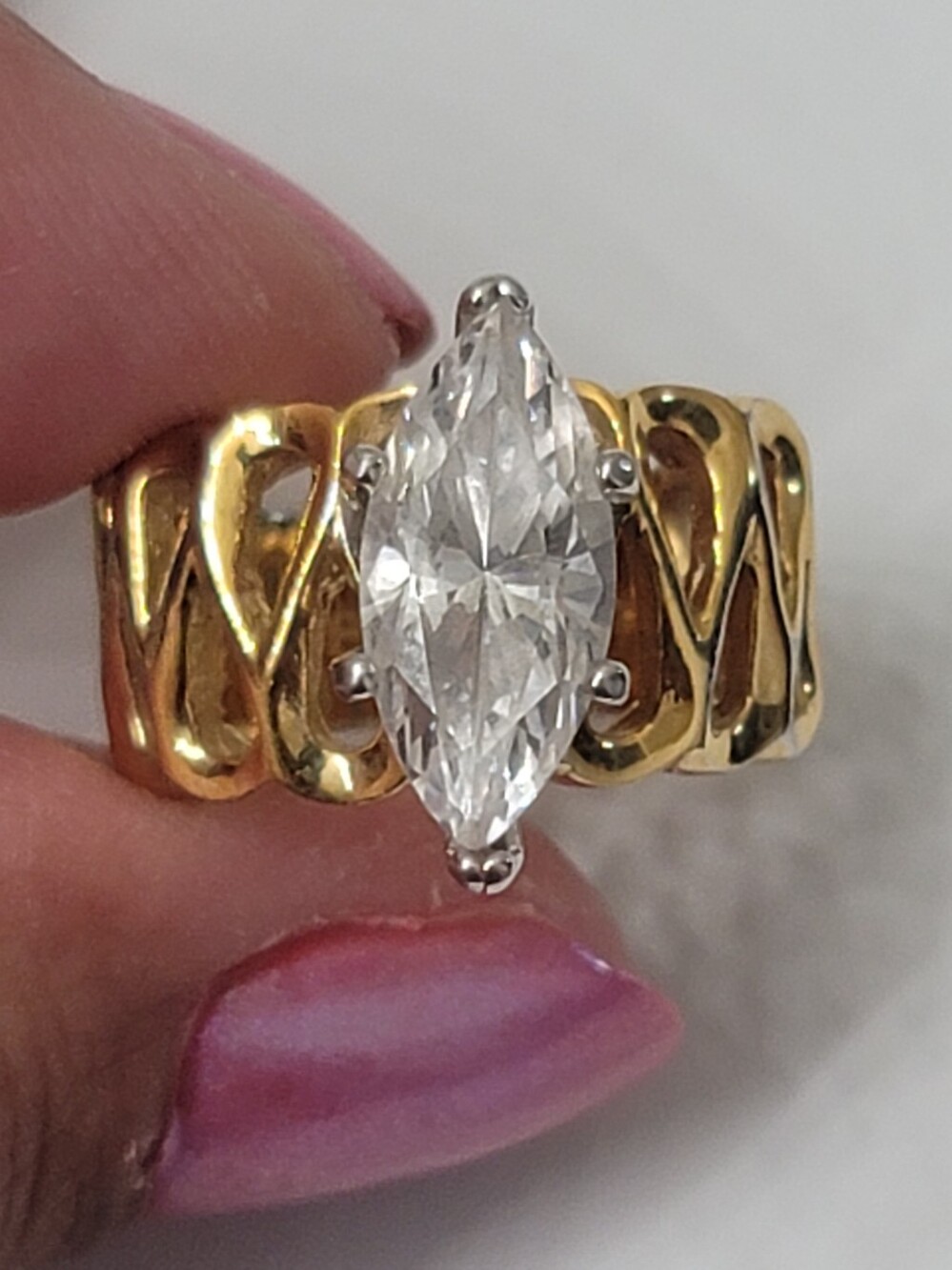Vintage Ring Marquise Cut Clear Cz With 18k Gold Electroplated Band - Size  5.75